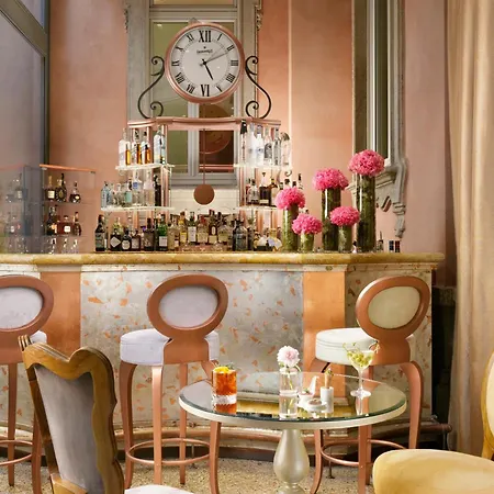 Otel Chateau Monfort - Relais & Chateaux Milano