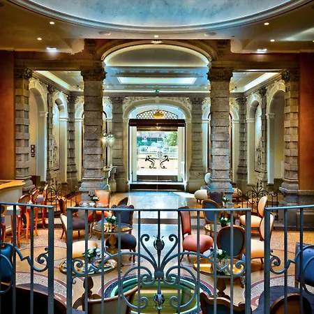 Chateau Monfort - Relais & Chateaux Otel Milano