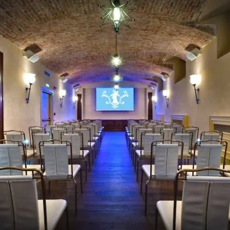 Chateau Monfort - Relais & Chateaux Otel