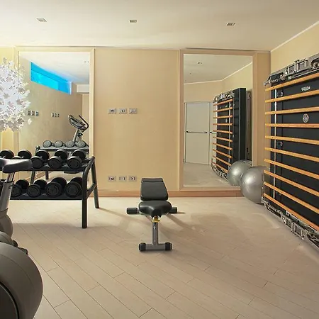 Chateau Monfort - Relais & Chateaux 5* Milán
