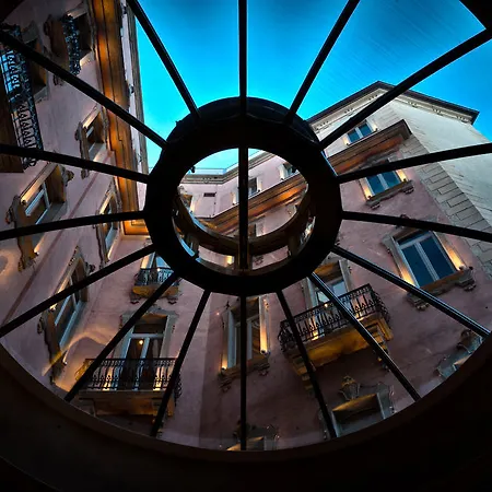 Chateau Monfort - Relais & Chateaux 5* Milán