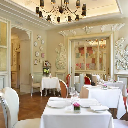 Hotel Chateau Monfort - Relais & Chateaux Milano