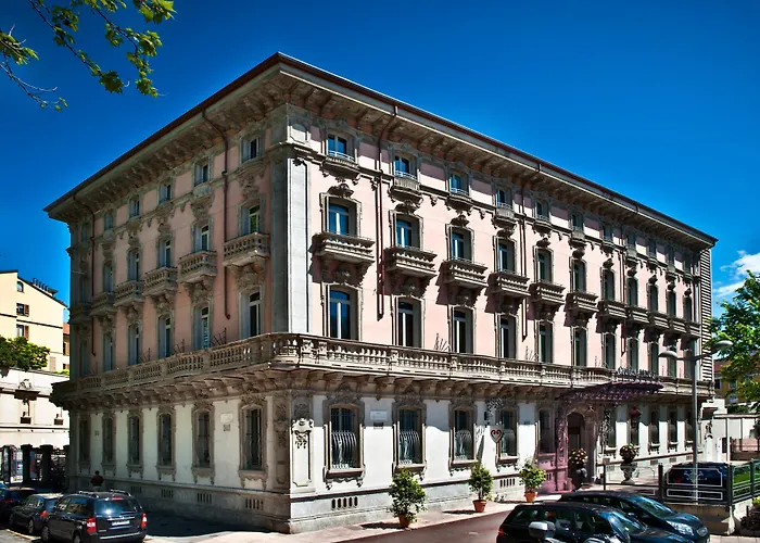 Chateau Monfort - Relais & Chateaux Szálloda