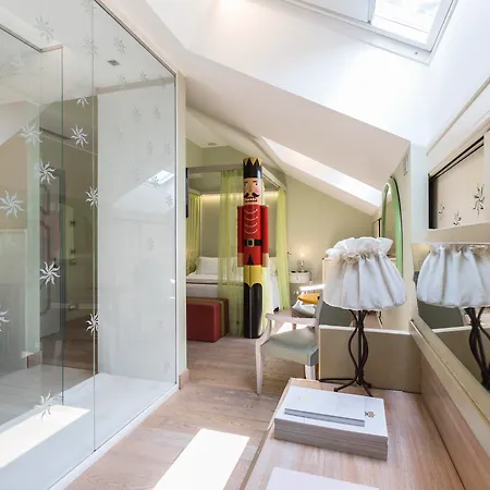 Chateau Monfort - Relais & Chateaux 5* Milan