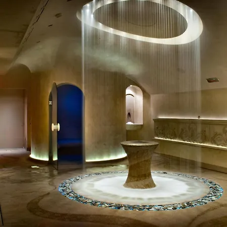 Chateau Monfort - Relais & Chateaux Mediolan