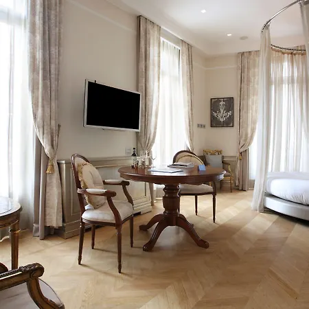 Chateau Monfort - Relais & Chateaux Hotel Milán