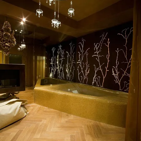 Chateau Monfort - Relais & Chateaux Milan