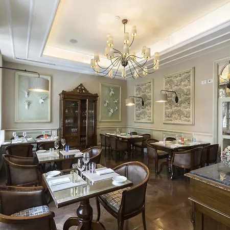 Chateau Monfort - Relais & Chateaux Hotel Milan